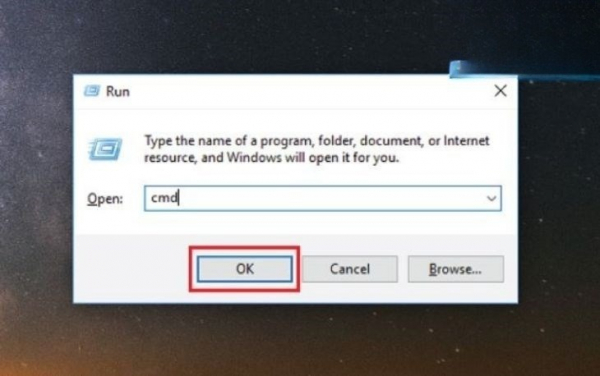 Press the Windows+R key combination, then enter cmd in the Run window